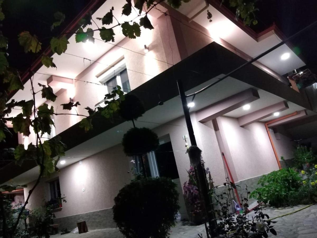 Gardenhouse Βίλα Memlishte Εξωτερικό φωτογραφία
